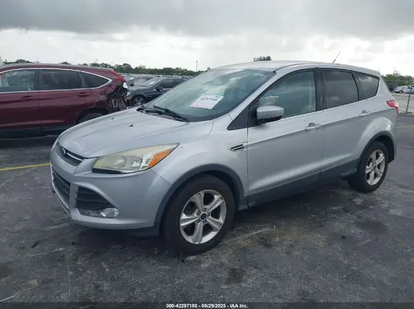 1FMCU0G99GUC12870 2016 FORD ESCAPE - Image 2