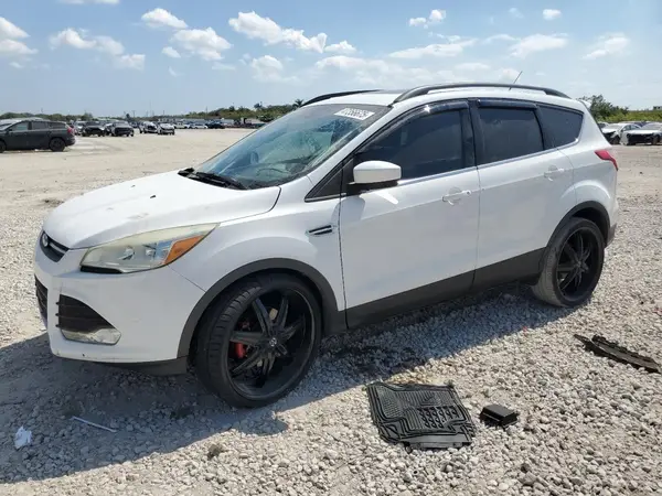1FMCU0G99GUC20435 2016 FORD ESCAPE - Image 1
