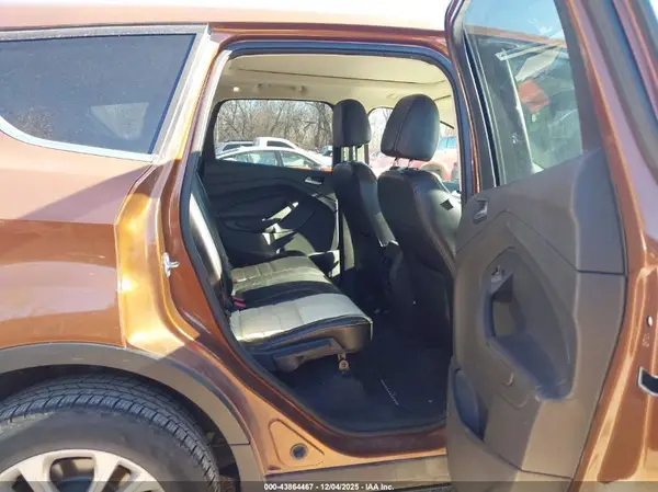 1FMCU0G99HUA24836 2017 FORD ESCAPE - Image 8