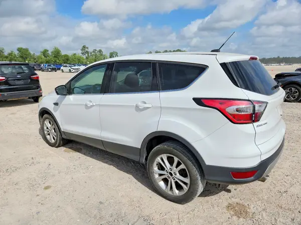 1FMCU0G99HUA28661 2017 FORD ESCAPE - Image 2