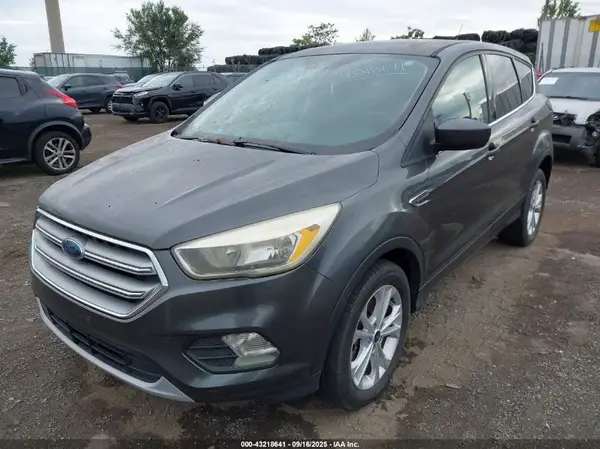 1FMCU0G99HUA95454 2017 FORD ESCAPE - Image 2
