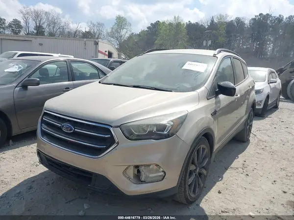 1FMCU0G99HUB56401 2017 FORD ESCAPE - Image 2