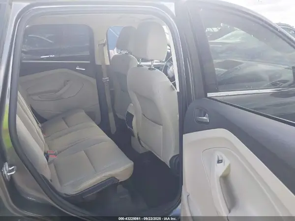 1FMCU0G99HUB62554 2017 FORD ESCAPE - Image 8