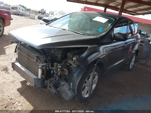 1FMCU0G99HUB83193 2017 FORD ESCAPE - Image 2