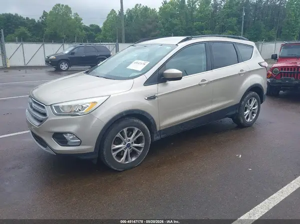 1FMCU0G99HUB99782 2017 FORD ESCAPE - Image 2