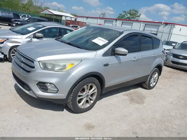 1FMCU0G99HUC28794 2017 FORD ESCAPE - Image 2