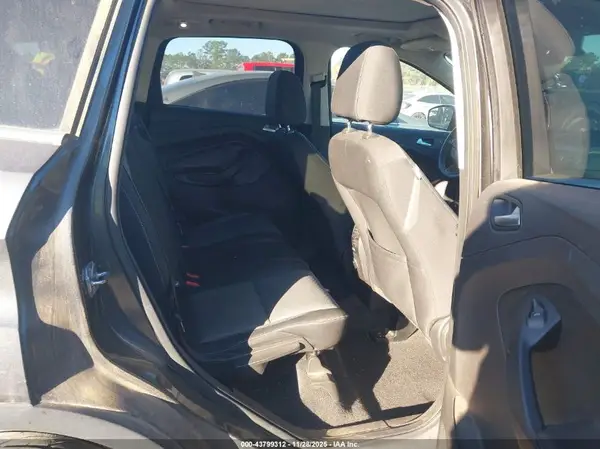 1FMCU0G99HUC53033 2017 FORD ESCAPE - Image 8