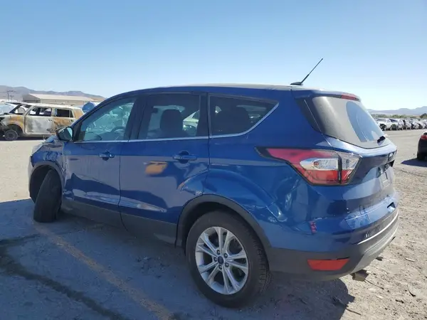 1FMCU0G99HUC81656 2017 FORD ESCAPE - Image 2