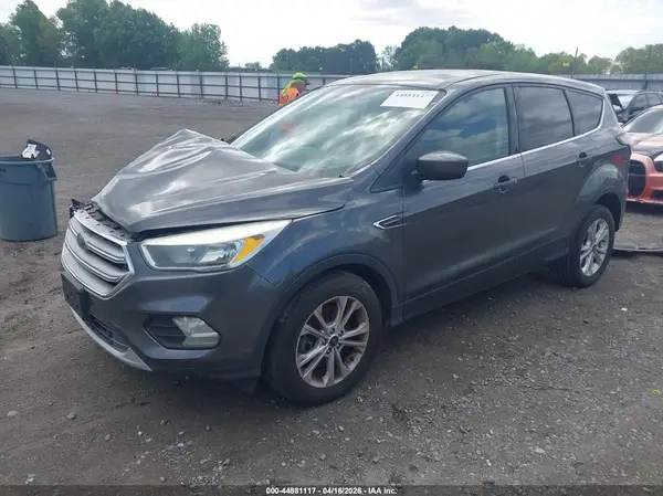 1FMCU0G99HUC88963 2017 FORD ESCAPE - Image 2