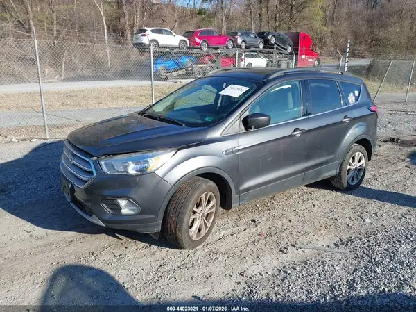 1FMCU0G99JUB49759 2018 FORD ESCAPE - Image 2