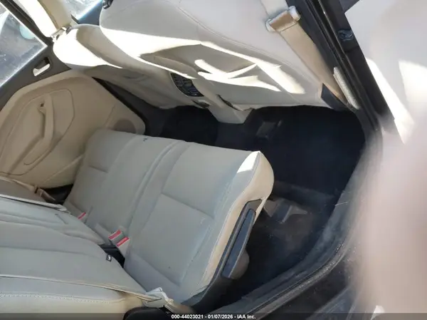 1FMCU0G99JUB49759 2018 FORD ESCAPE - Image 8