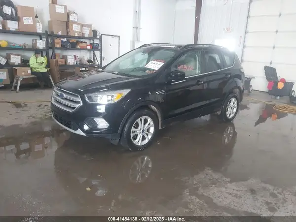 1FMCU0G99JUC89312 2018 FORD ESCAPE - Image 2