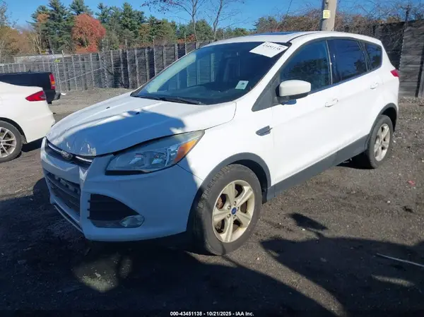 1FMCU0G9XGUB08534 2016 FORD ESCAPE - Image 2