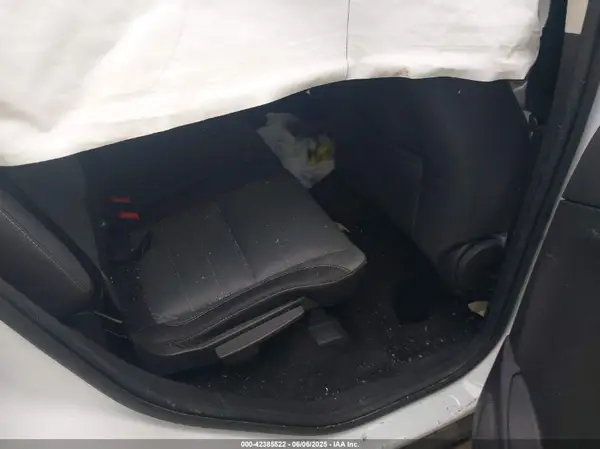 1FMCU0G9XGUB43798 2016 FORD ESCAPE - Image 8