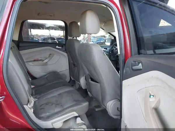 1FMCU0G9XGUB73075 2016 FORD ESCAPE - Image 8