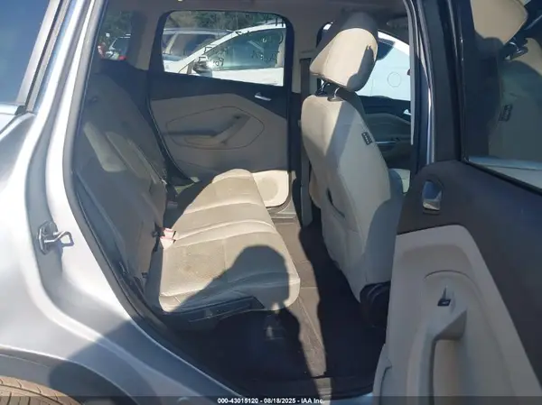 1FMCU0G9XHUA39653 2017 FORD ESCAPE - Image 8