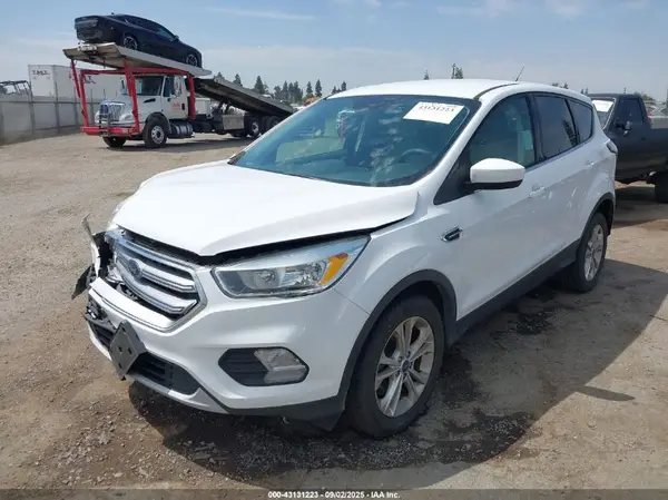 1FMCU0G9XHUA63452 2017 FORD ESCAPE - Image 2
