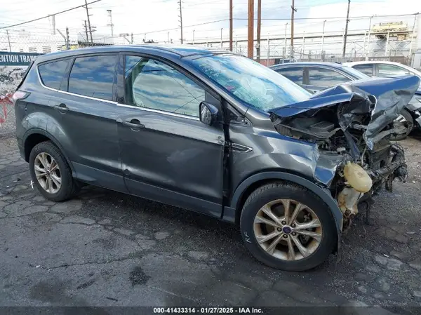 1FMCU0G9XHUA83443 2017 FORD ESCAPE - Image 1