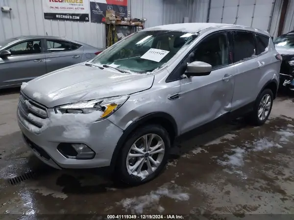1FMCU0G9XHUB46427 2017 FORD ESCAPE - Image 2