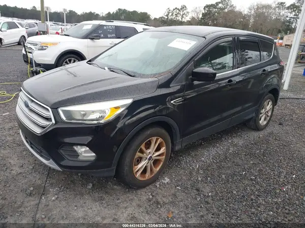 1FMCU0G9XHUC03242 2017 FORD ESCAPE - Image 2