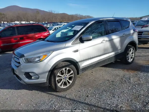 1FMCU0G9XHUE33024 2017 FORD ESCAPE - Image 2