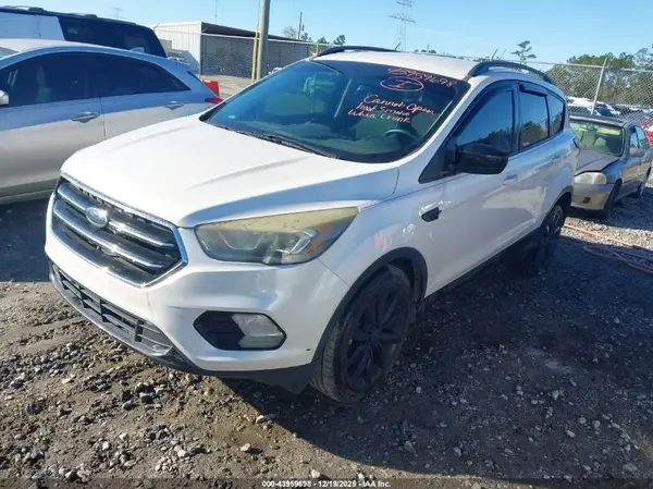 1FMCU0G9XHUE43763 2017 FORD ESCAPE - Image 2