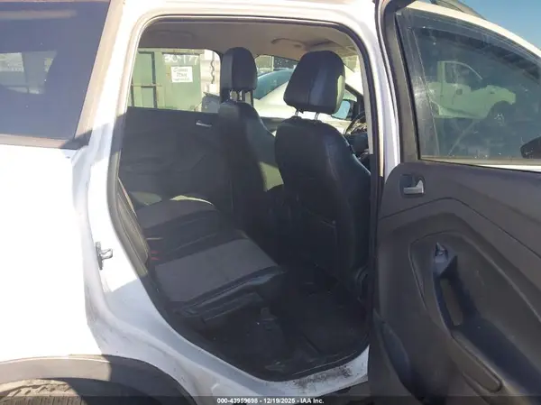 1FMCU0G9XHUE43763 2017 FORD ESCAPE - Image 8