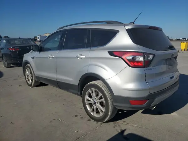 1FMCU0G9XHUE93403 2017 FORD ESCAPE - Image 2