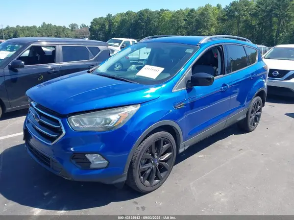 1FMCU0GD0HUA02390 2017 FORD ESCAPE - Image 2
