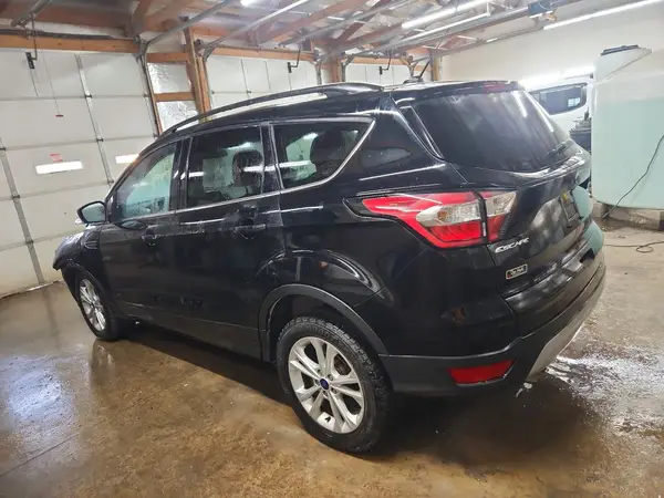 1FMCU0GD0HUA11882 2017 FORD ESCAPE - Image 2