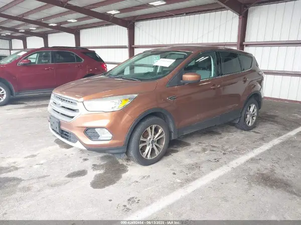 1FMCU0GD0HUA52349 2017 FORD ESCAPE - Image 2