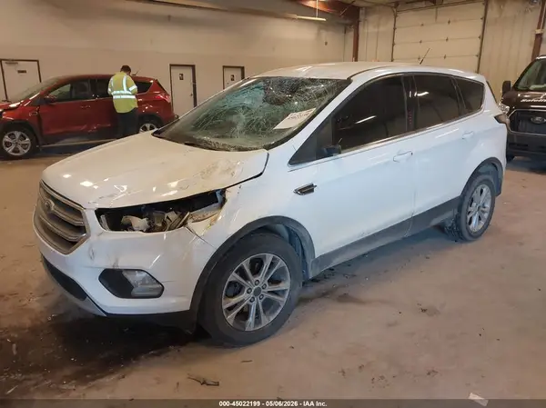 1FMCU0GD0HUA53159 2017 FORD ESCAPE - Image 2