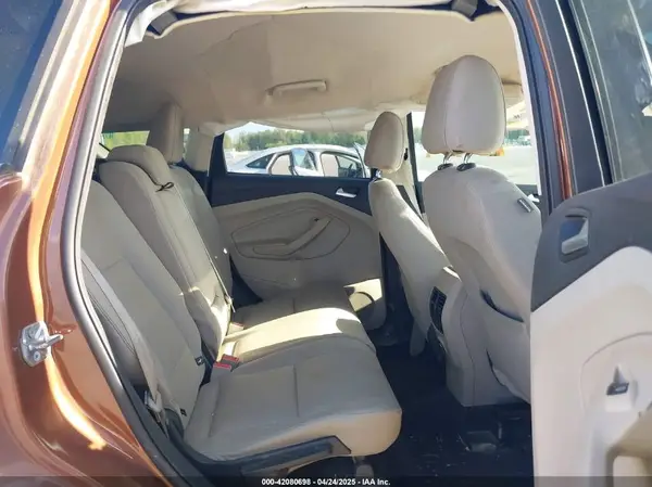 1FMCU0GD0HUA53162 2017 FORD ESCAPE - Image 8