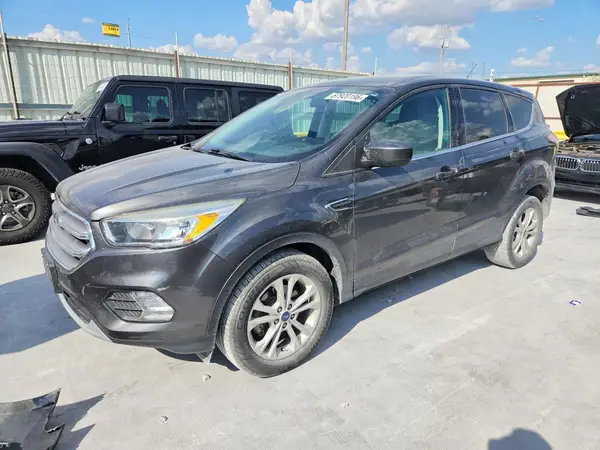 1FMCU0GD0HUA54697 2017 FORD ESCAPE - Image 1