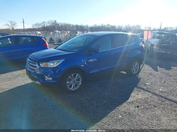 1FMCU0GD0HUA99610 2017 FORD ESCAPE - Image 2