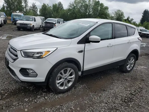 1FMCU0GD0HUB03767 2017 FORD ESCAPE - Image 1