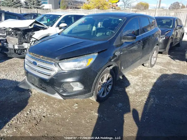 1FMCU0GD0HUB09715 2017 FORD ESCAPE - Image 2