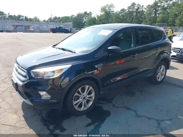 1FMCU0GD0HUB13179 2017 FORD ESCAPE - Image 2