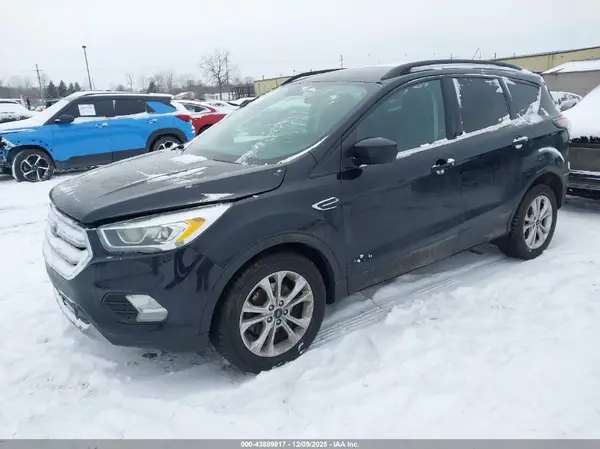 1FMCU0GD0HUB14381 2017 FORD ESCAPE - Image 2