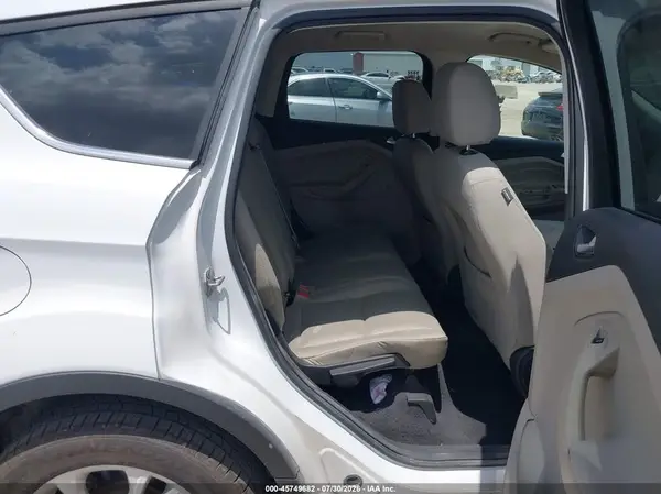 1FMCU0GD0HUB15207 2017 FORD ESCAPE - Image 8