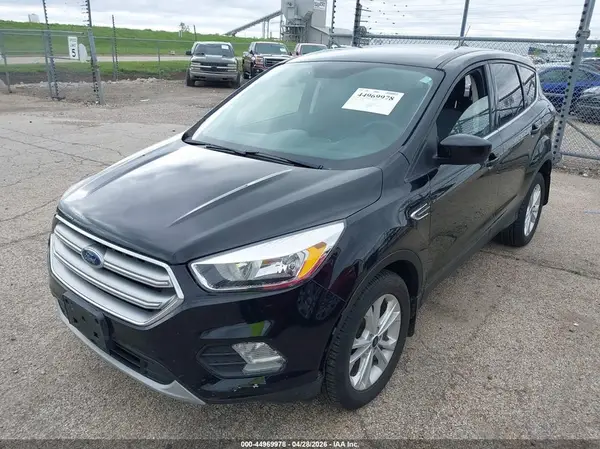1FMCU0GD0HUB21685 2017 FORD ESCAPE - Image 2