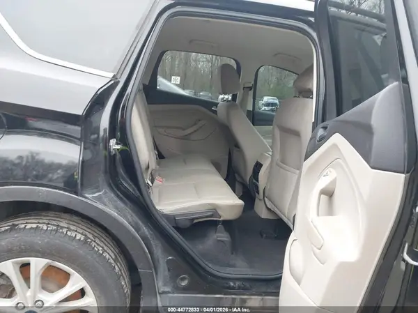 1FMCU0GD0HUB23887 2017 FORD ESCAPE - Image 8