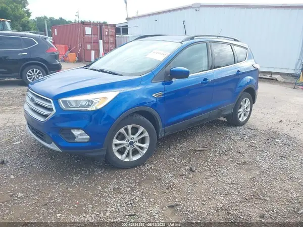 1FMCU0GD0HUB59546 2017 FORD ESCAPE - Image 2