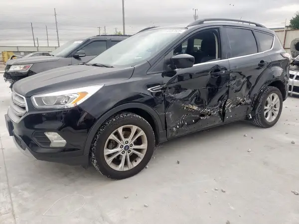 1FMCU0GD0HUC00189 2017 FORD ESCAPE - Image 1