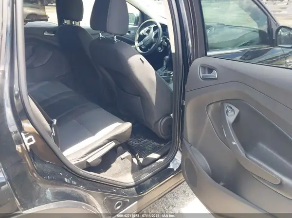 1FMCU0GD0HUC07580 2017 FORD ESCAPE - Image 8