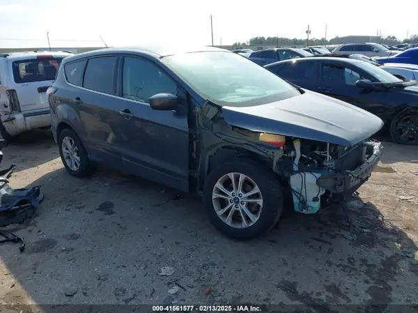 1FMCU0GD0HUC09474 2017 FORD ESCAPE - Image 1