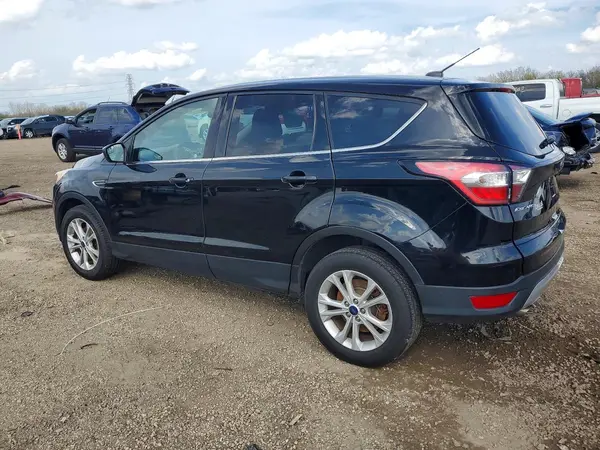 1FMCU0GD0HUC17526 2017 FORD ESCAPE - Image 2