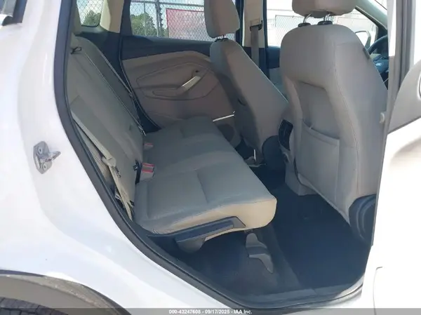 1FMCU0GD0HUC18935 2017 FORD ESCAPE - Image 8