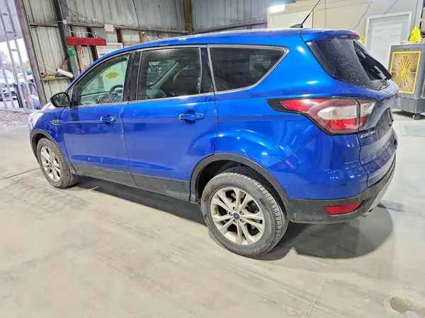 1FMCU0GD0HUC23438 2017 FORD ESCAPE - Image 2