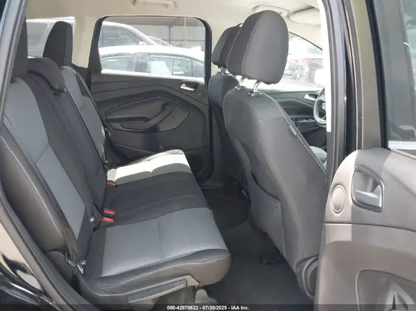 1FMCU0GD0HUC24458 2017 FORD ESCAPE - Image 8